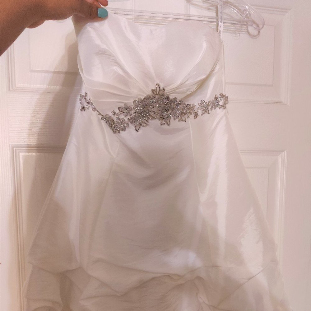 DB Studio Short Wedding Dress Size 6 Small White Strapless